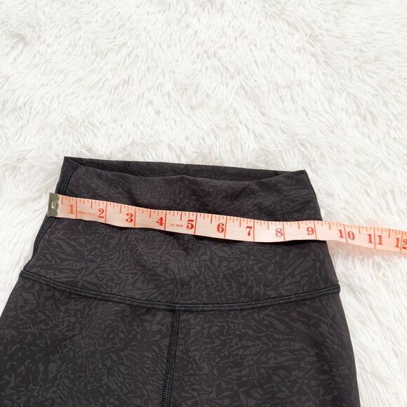 Women Lululemon Wunder Train High Rise Running Short 8" in Crunch Black Size 0 - Picture 5 of 8